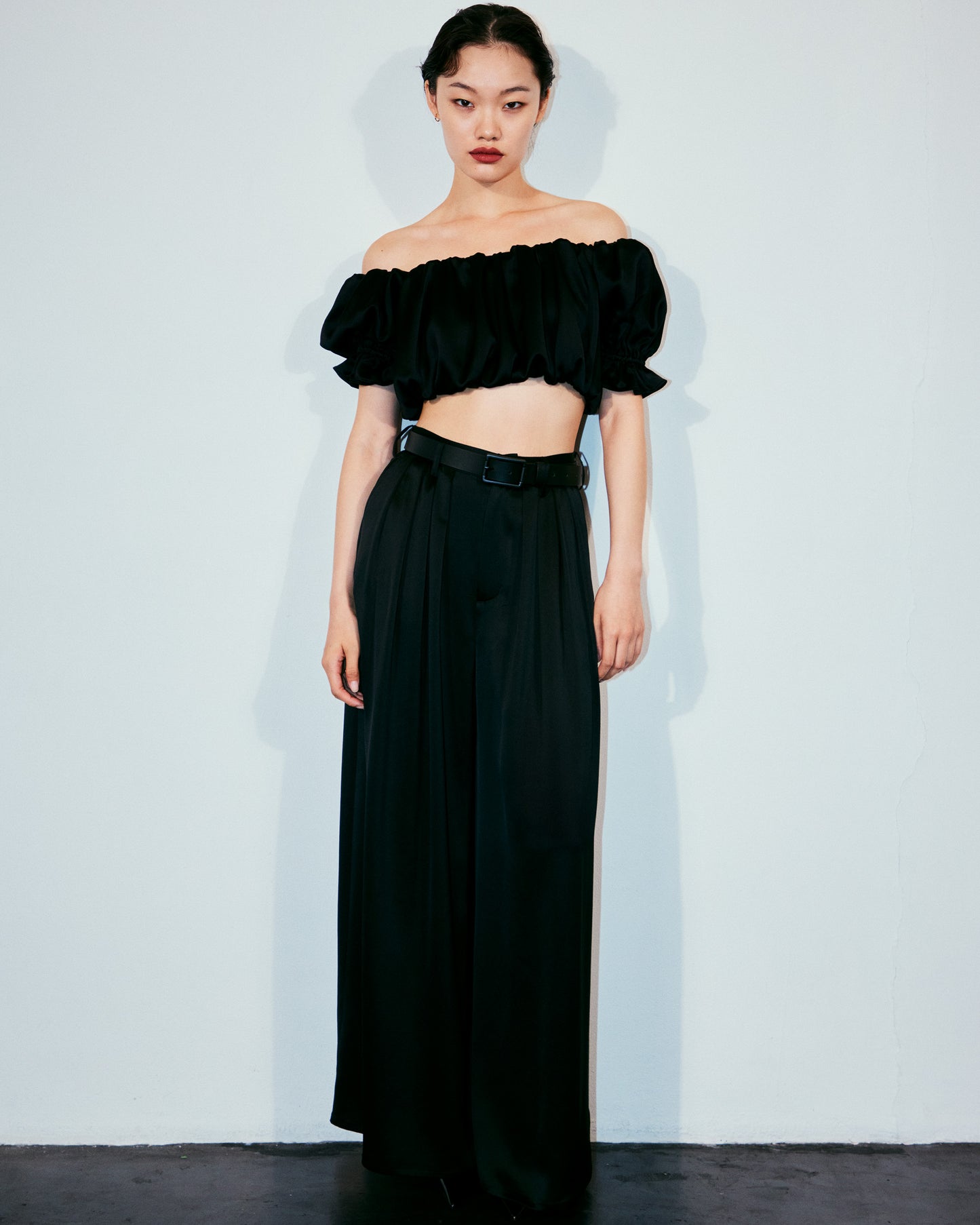 3 Tuck wide pants
