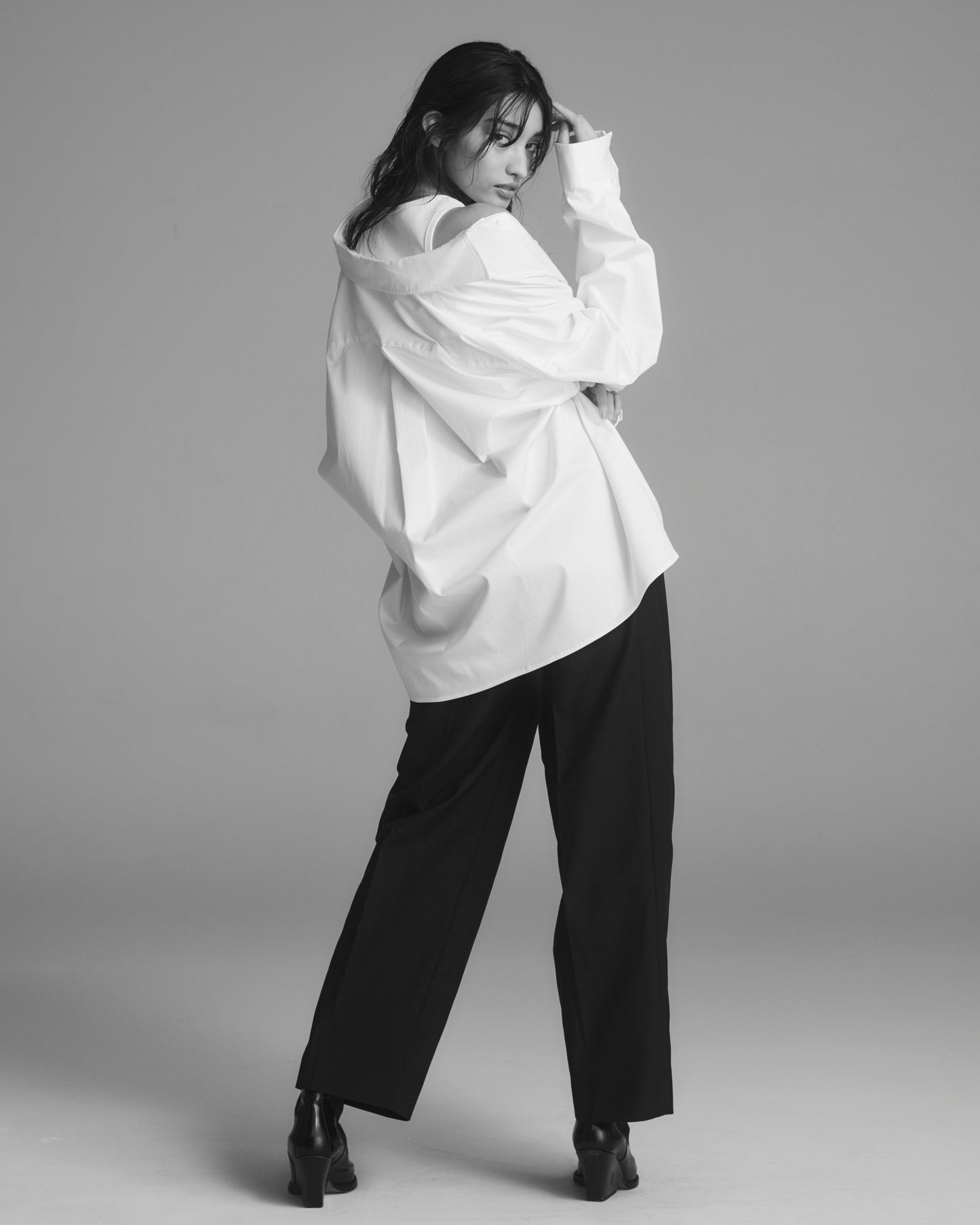 OVER SIZE SHIRT